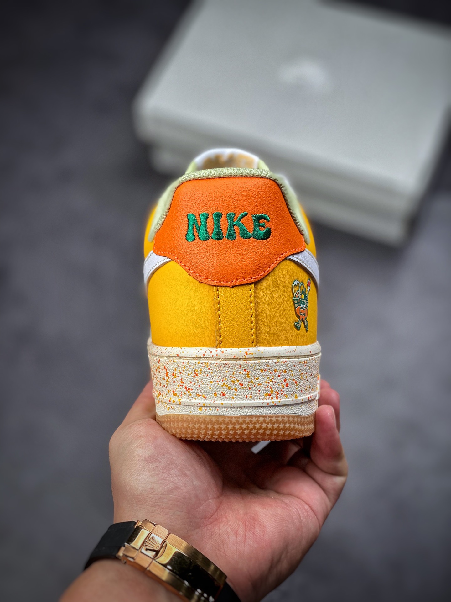 200 Nike Air Force 1 Low 07 米黄绿果汁DQ5085-111