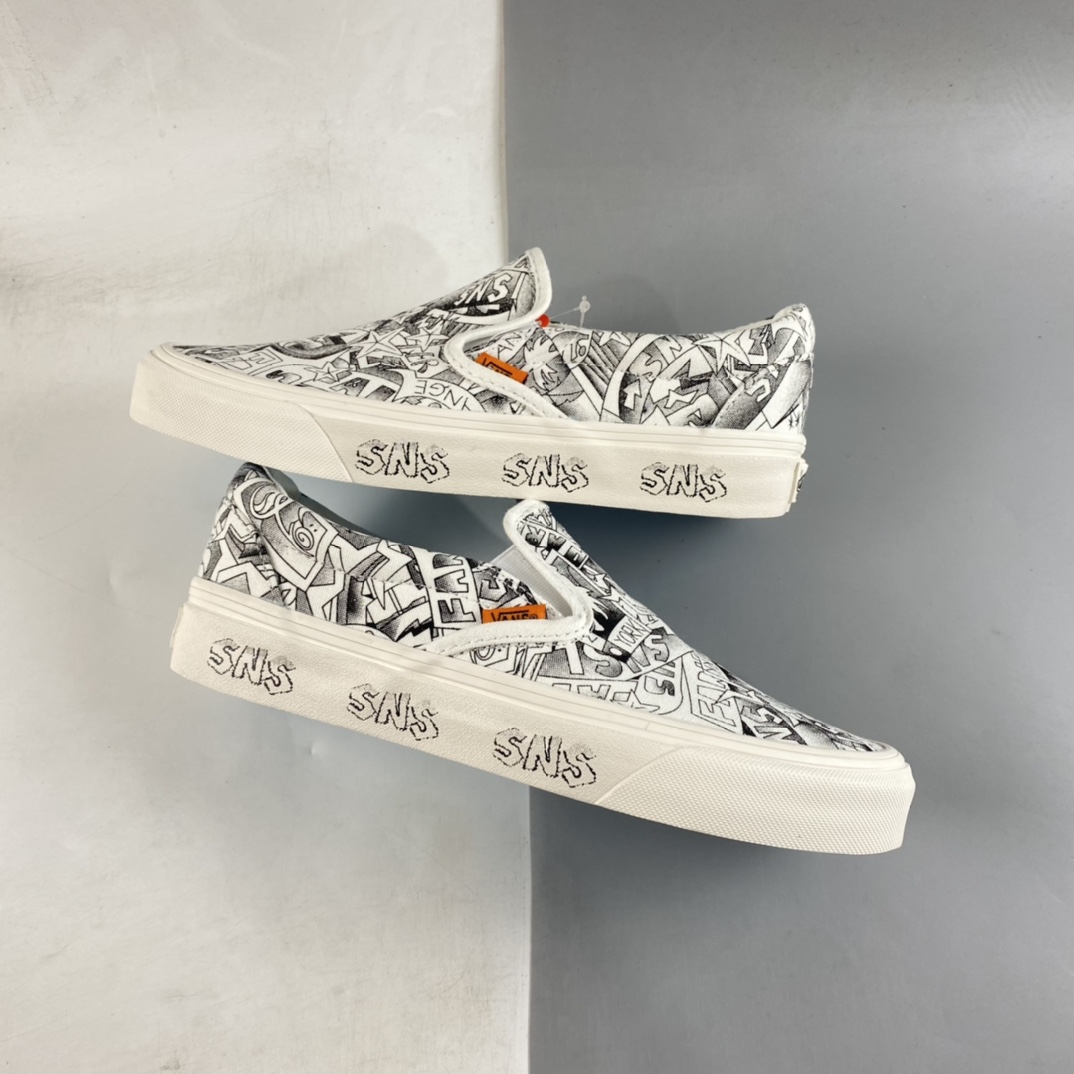 P150  Sneakersntuff LA x Vans Vault 安娜联名一脚蹬板鞋 VN0A3JEX45U