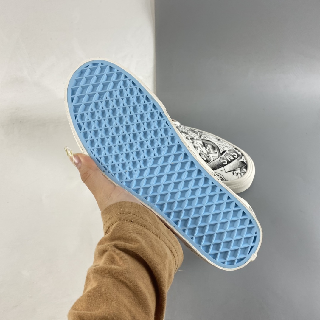 P150  Sneakersntuff LA x Vans Vault 安娜联名一脚蹬板鞋 VN0A3JEX45U