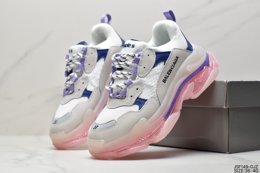 210 巴黎世家老爹鞋 解构主义完美诠释潮流新时尚Balenciaga Triple-S Sneaker 时装复古厚底656686 W06G0 1001