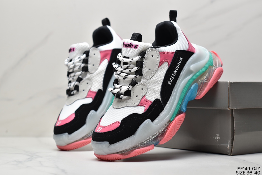 210 巴黎世家老爹鞋 解构主义完美诠释潮流新时尚Balenciaga Triple-S Sneaker 时装复古厚底656686 W06G0 1001