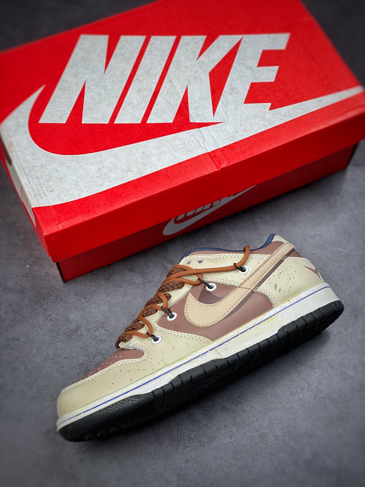 Nike SB Dunk Low Lot ”Beige/Brown/Black” dunk series low-top classic all-match casual sports sneakers DH9765-300-Top High Quatity Cheap Sneakers Fashion Clothing Clothes Bags handbags Shoes of all Brand wholesale With The best Quality And Beautiful Price from China Factory Chinese suppliers wholesaler seller Nike SB Dunk Low Lot ”Beige/Brown/Black” dunk series low-top classic all-match casual sports sneakers DH9765-300