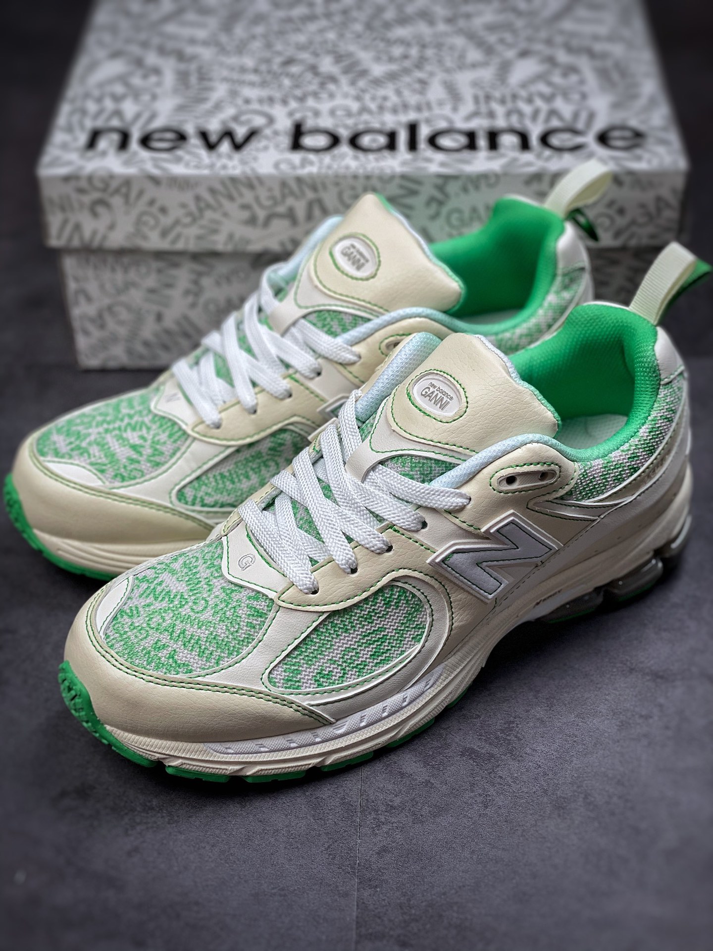 GANNI x NB New Balance New Balance ML2002 Series Retro Dad Wind Casual Sports Jogging Shoes M2002RGC