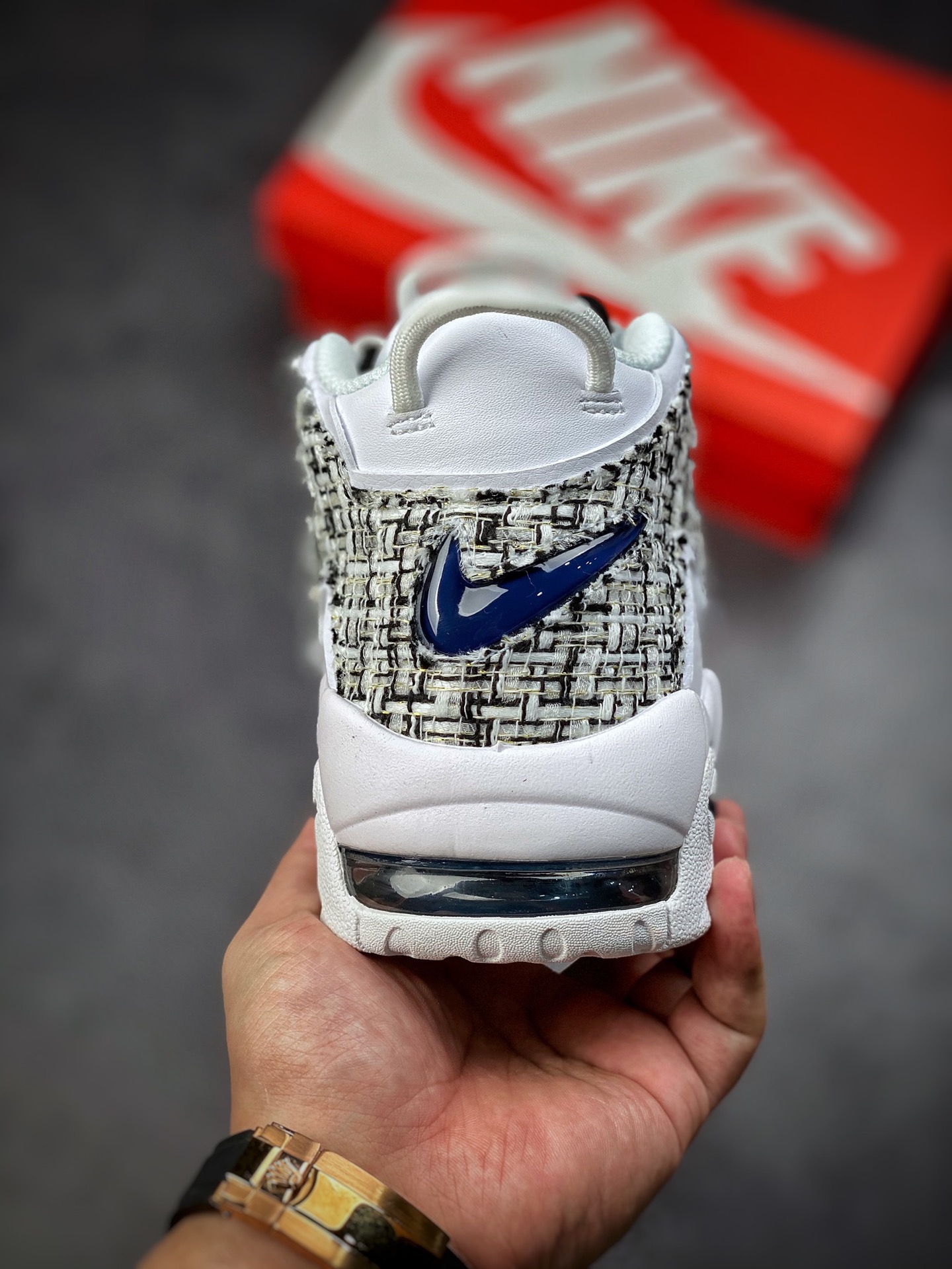 Air More Uptempo represents the highest version of Pippen DH9719-100 in history-Top High Quatity Cheap Sneakers Fashion Clothing Clothes Bags handbags Shoes of all Brand wholesale With The best Quality And Beautiful Price from China Factory Chinese suppliers wholesaler seller Air More Uptempo represents the highest version of Pippen DH9719-100 in history