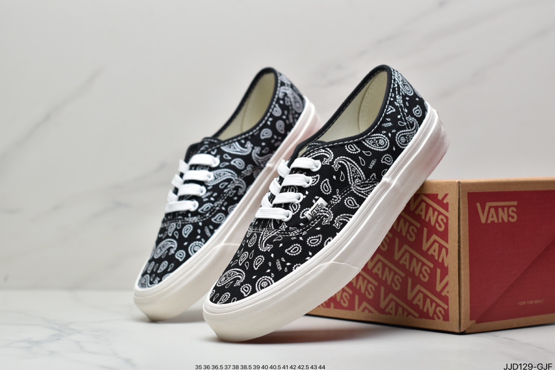 Vance Vans Vance Official Sk8-Low Low Top Sneakers Sneakers