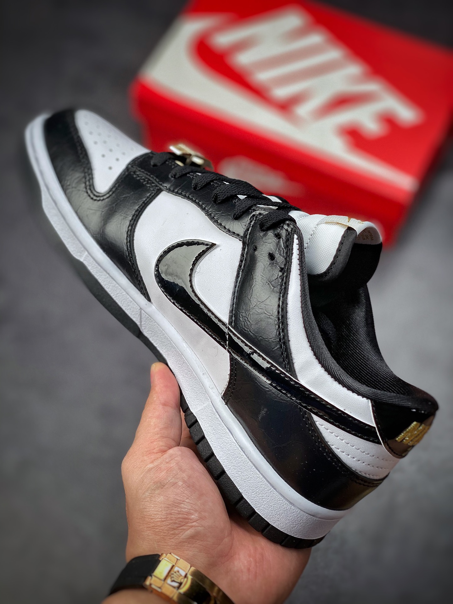 300 Nike Dunk Low ”World Champ” 世界冠军 史诗DR9511-100