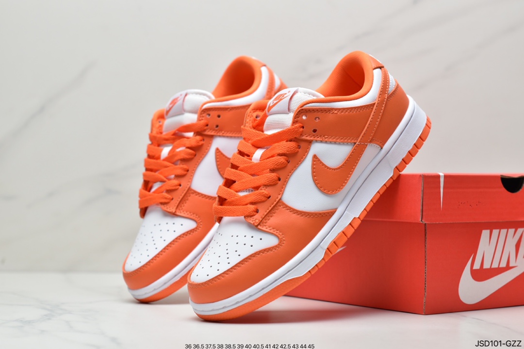 Nike Nike SB Zoom Dunk Low Sneakers DH0957-100