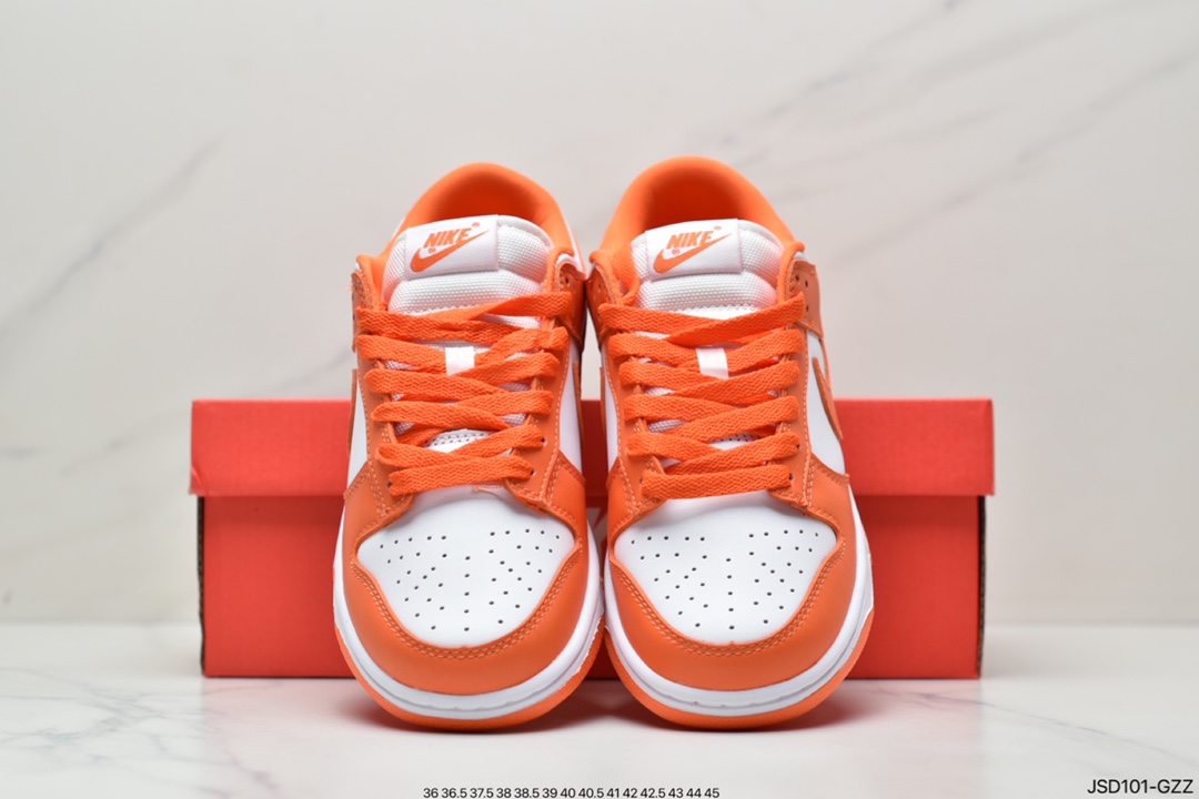 Nike Nike SB Zoom Dunk Low Sneakers DH0957-100