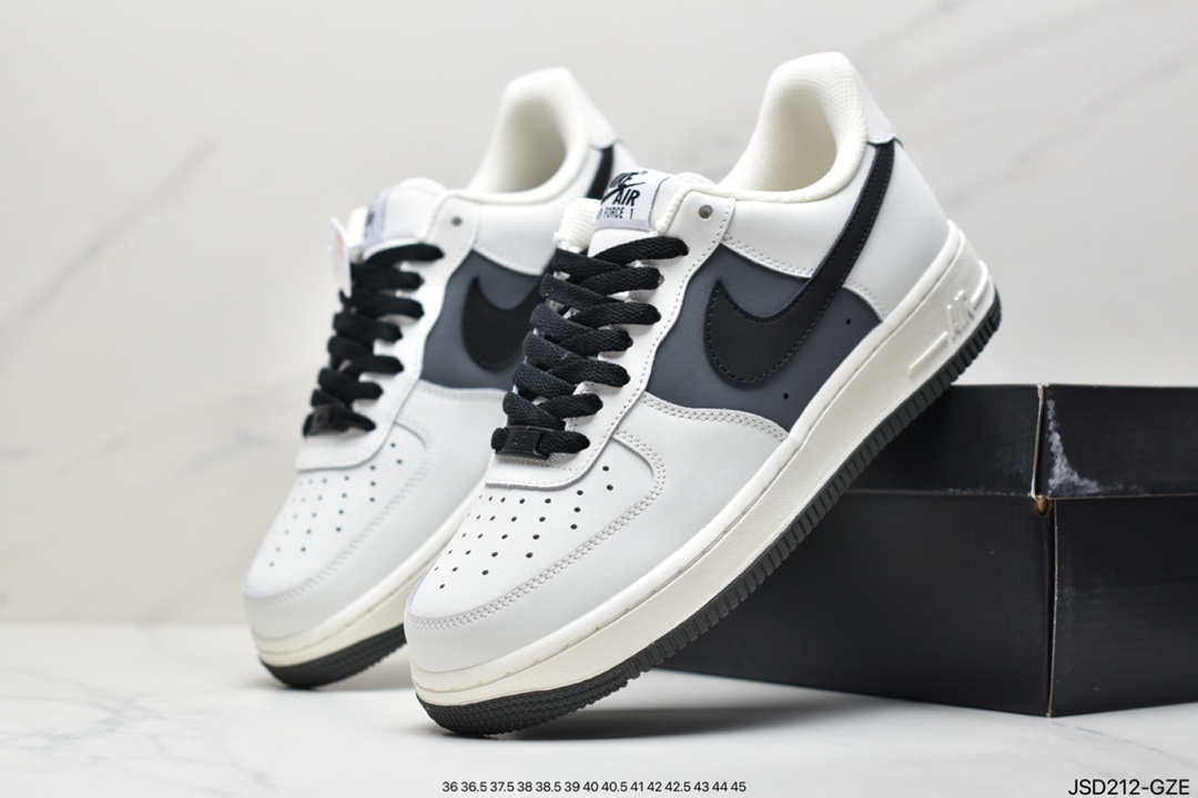 Air Force 1 '07 Low original last original cardboard to create pure air force version DG2296-001