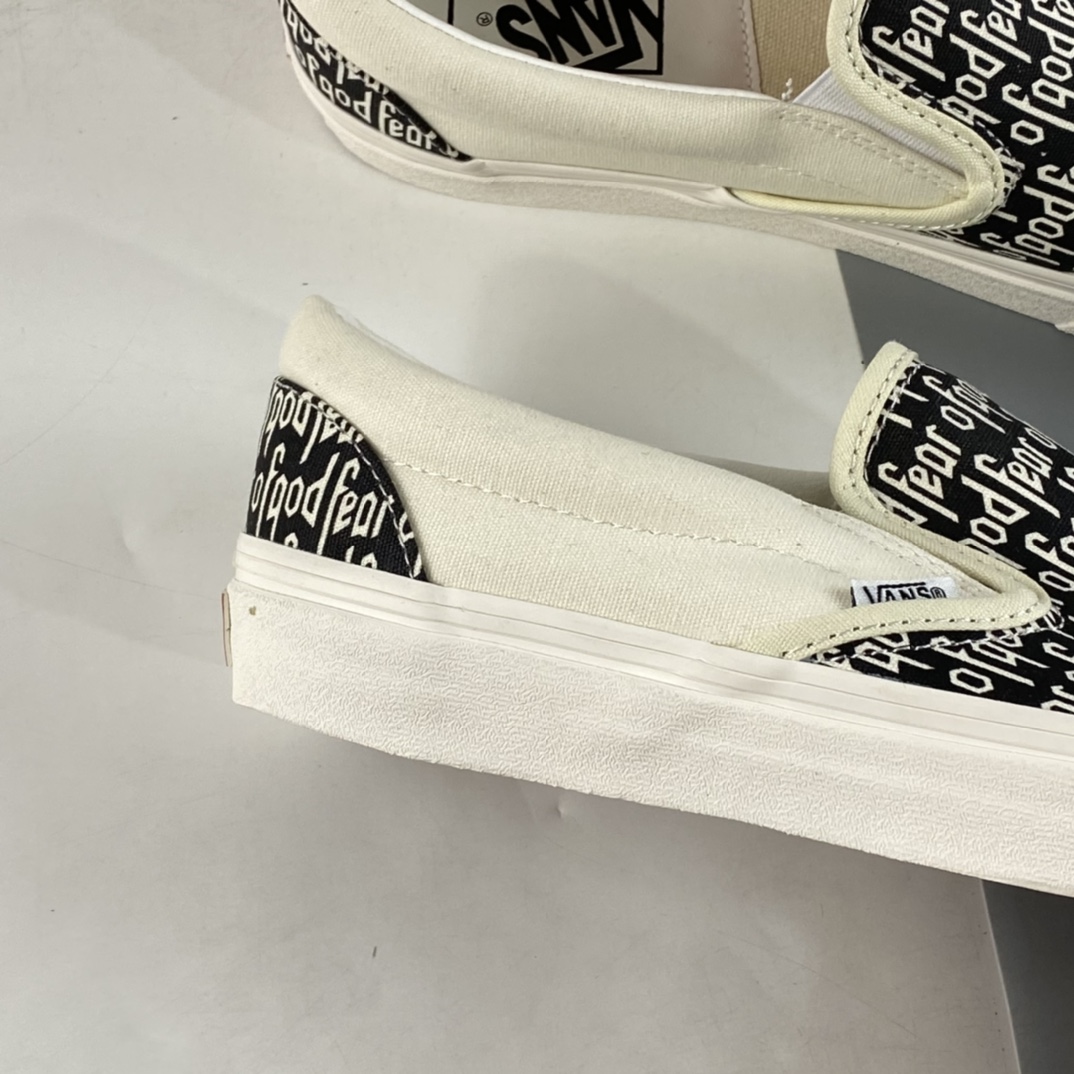 P140  Fear Of God x Vans slip on Reissue 恐惧上帝 FOG超限量联名低帮休闲板鞋 VN000EYEBWW