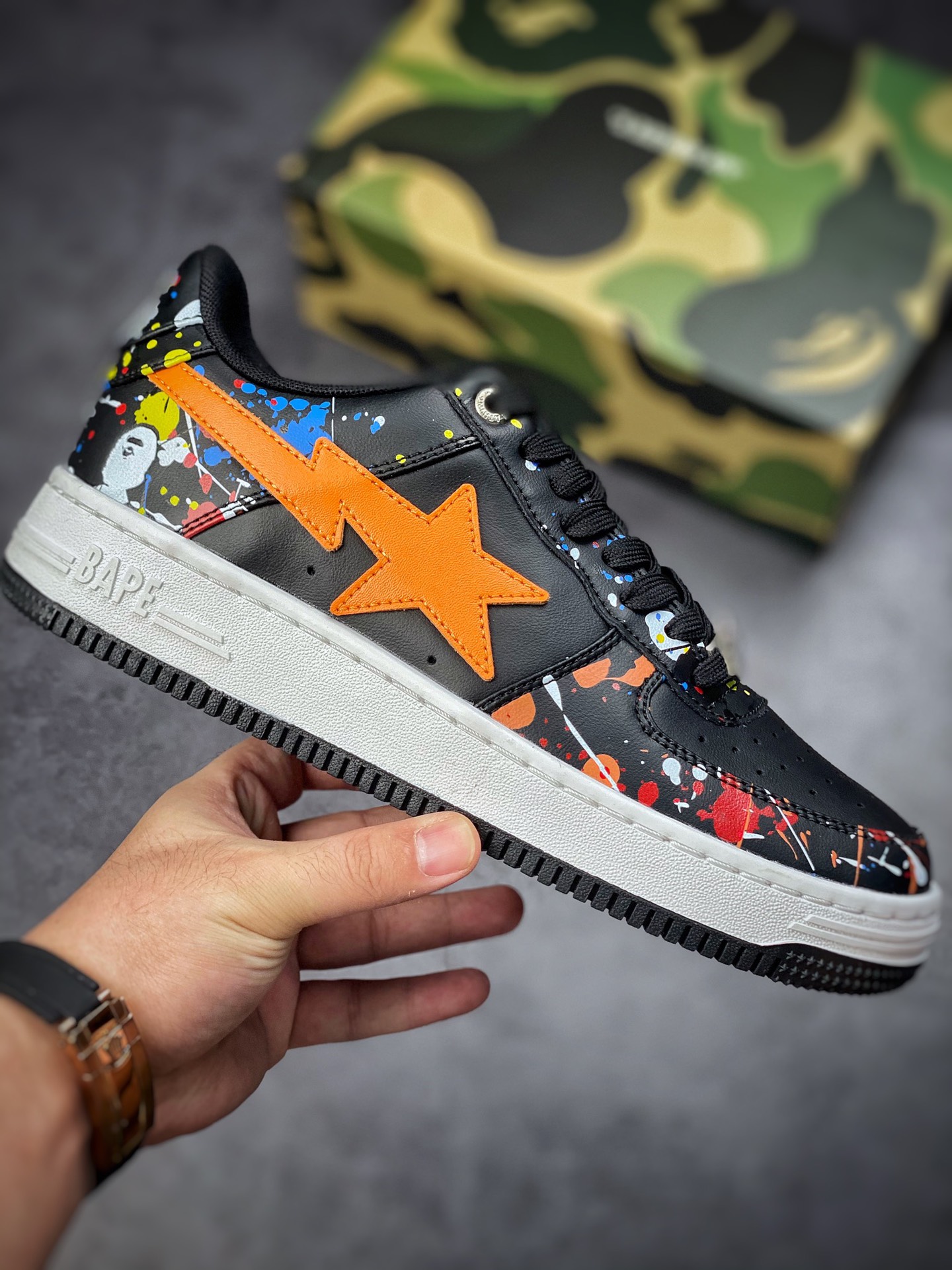 Bape Sta To Low star with the same ape head classic patent leather low-top sports casual sneakers