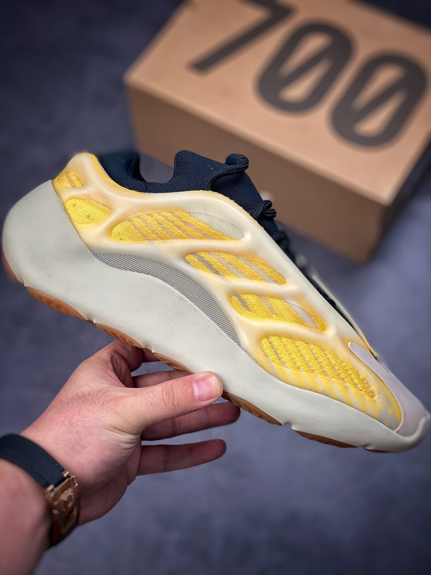 Yeezy 700v3 ”Mono Safflower” white and yellow HP5425