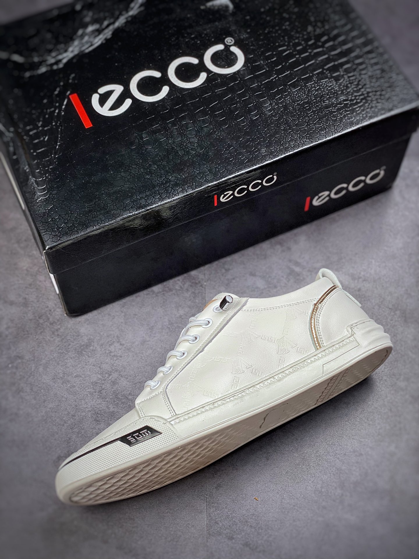 ECCO love step Huang Jingyu the same casual small leather shoes with clear texture of the first layer of calfskin