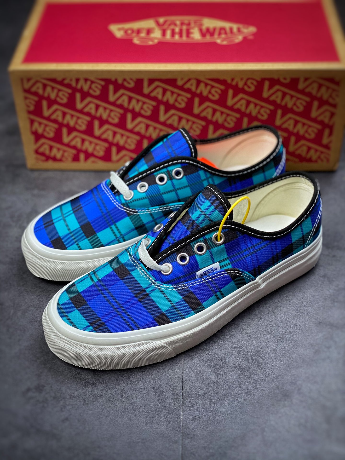 Vans Vans Official Color Anaheim Scottish Plaid Style 44 Canvas Shoes VN0A5KX4Y61