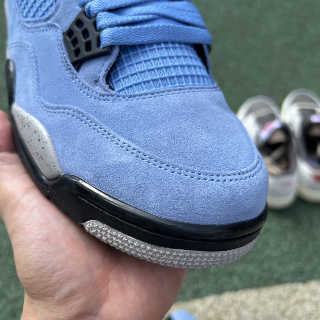 细节图- aj4大学蓝Air Jordan 4 AJ4 北卡蓝 大学蓝 麂皮 小TS CT8527-400