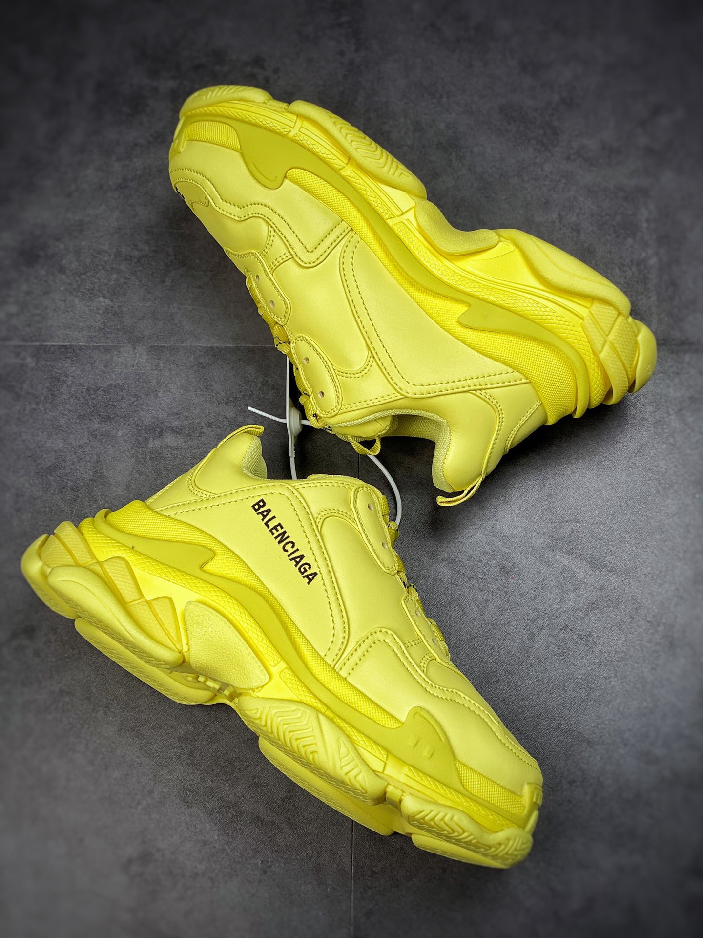 【Overweight shipping】 Original box Balenciaga Triple S Balenciaga Daddy Shoes 1.0 Pure Yellow 524039 W1FB6 2308