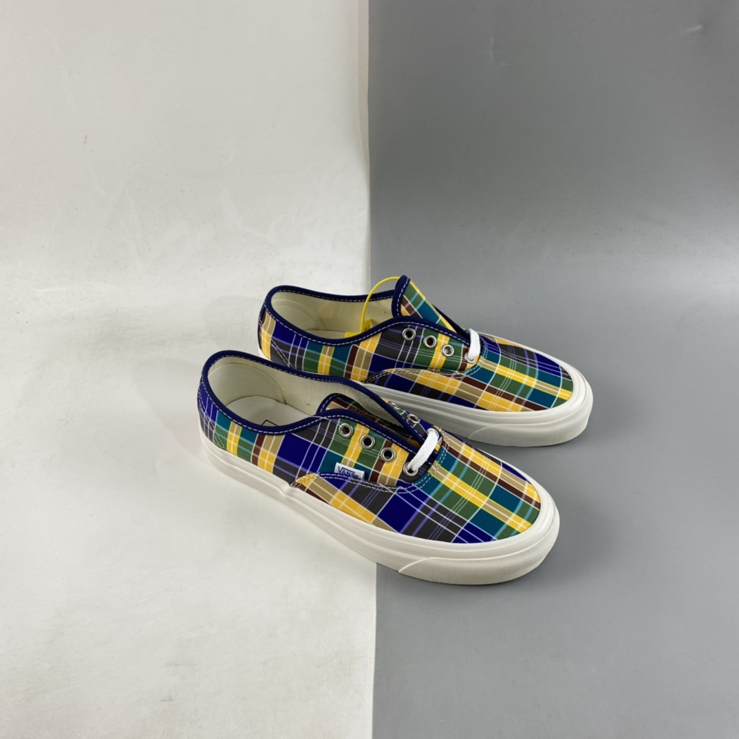 Vans Style 44 Vans Official Color Anaheim Scottish Plaid Low-Top Sneakers VN0A5KX45TK