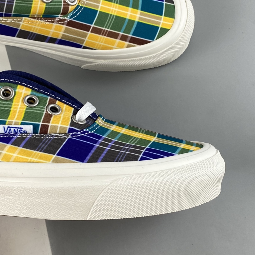 Vans Style 44 Vans Official Color Anaheim Scottish Plaid Low-Top Sneakers VN0A5KX45TK