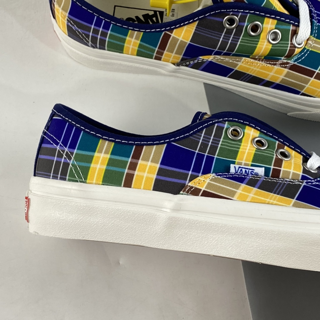 Vans Style 44 Vans Official Color Anaheim Scottish Plaid Low-Top Sneakers VN0A5KX45TK