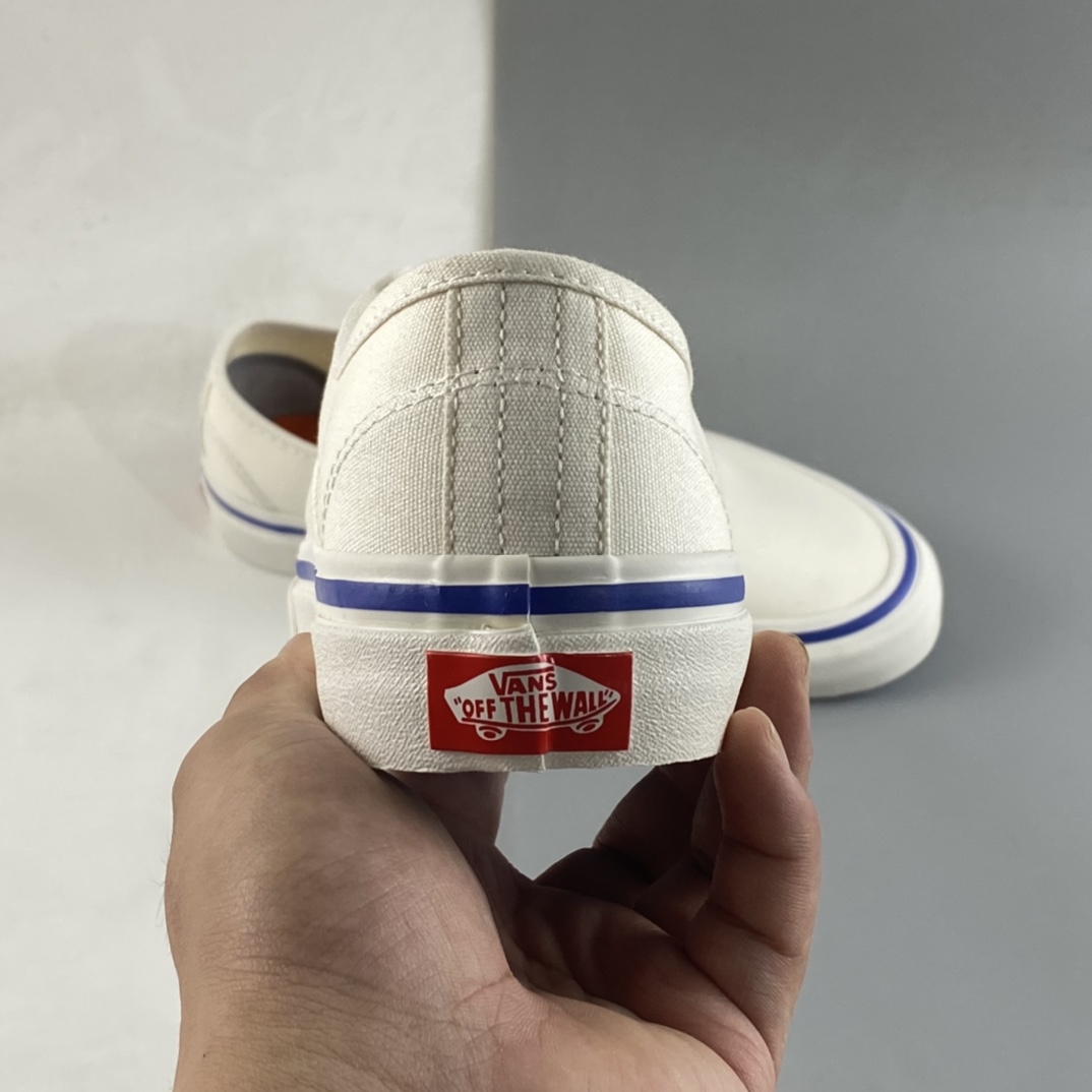 Vans Authentic Vans Official White Anaheim Retro Canvas Shoes VN0A5JMQWHT