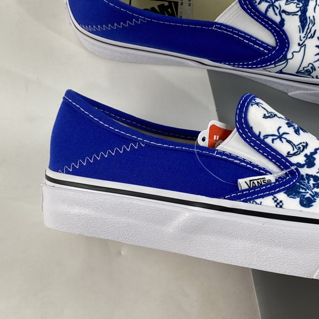 Vans Slip-On Vans Official Blue Fun Print Slip-On Low-Top Canvas Shoes VN0A5HYQAXV