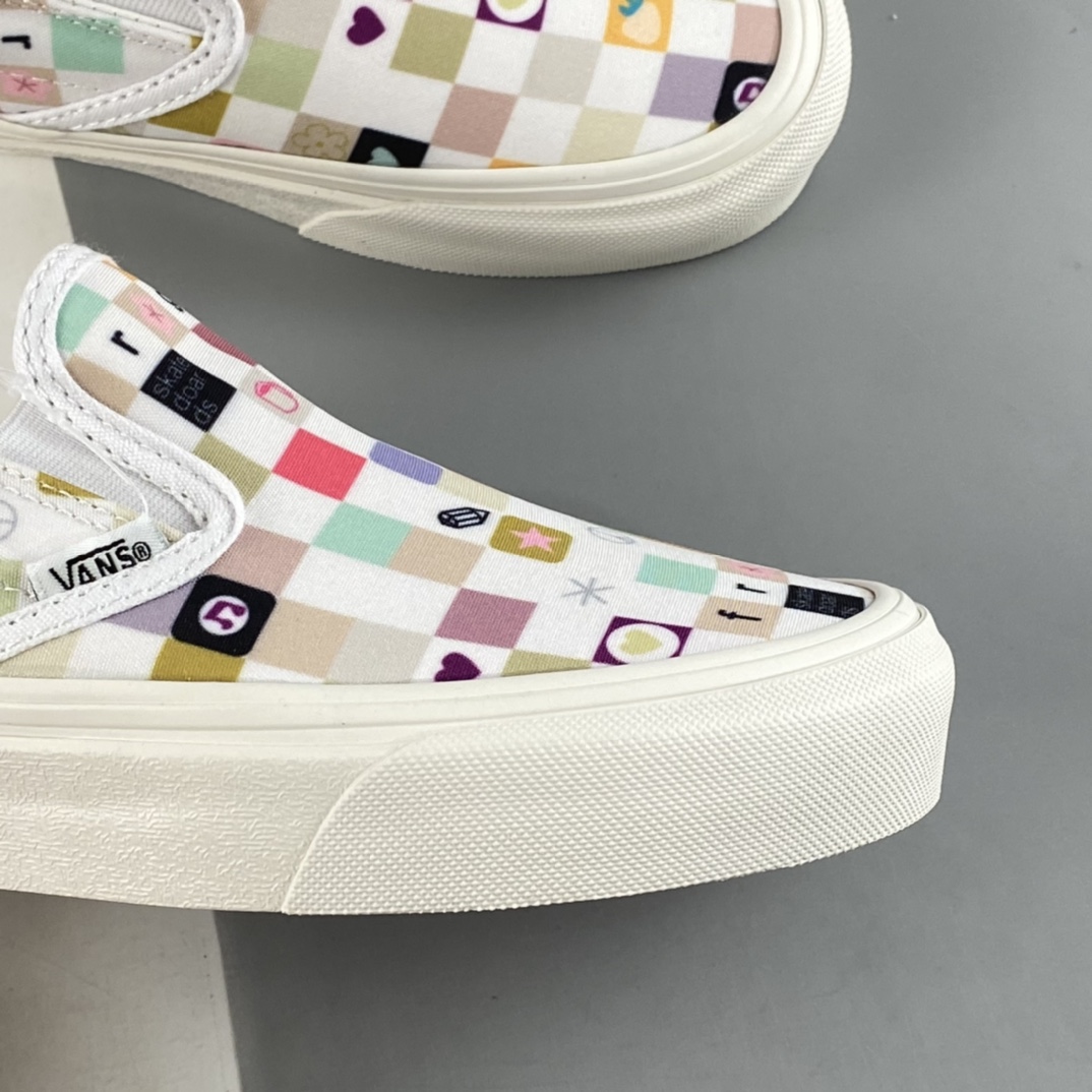 Vans Slip-On Classic Series Color Checkerboard Lazy One-Piece Low-Top Vulcanized Plate Shoes VN0A54FM018