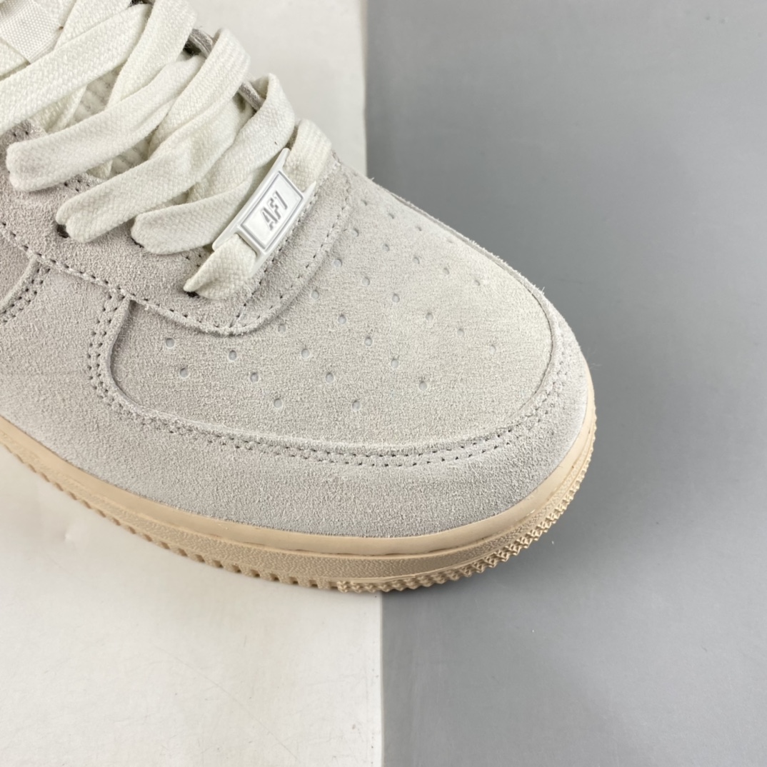 P200  Nike Air Force 1’07 Low 空军一号低帮休闲板鞋 DO6730-100