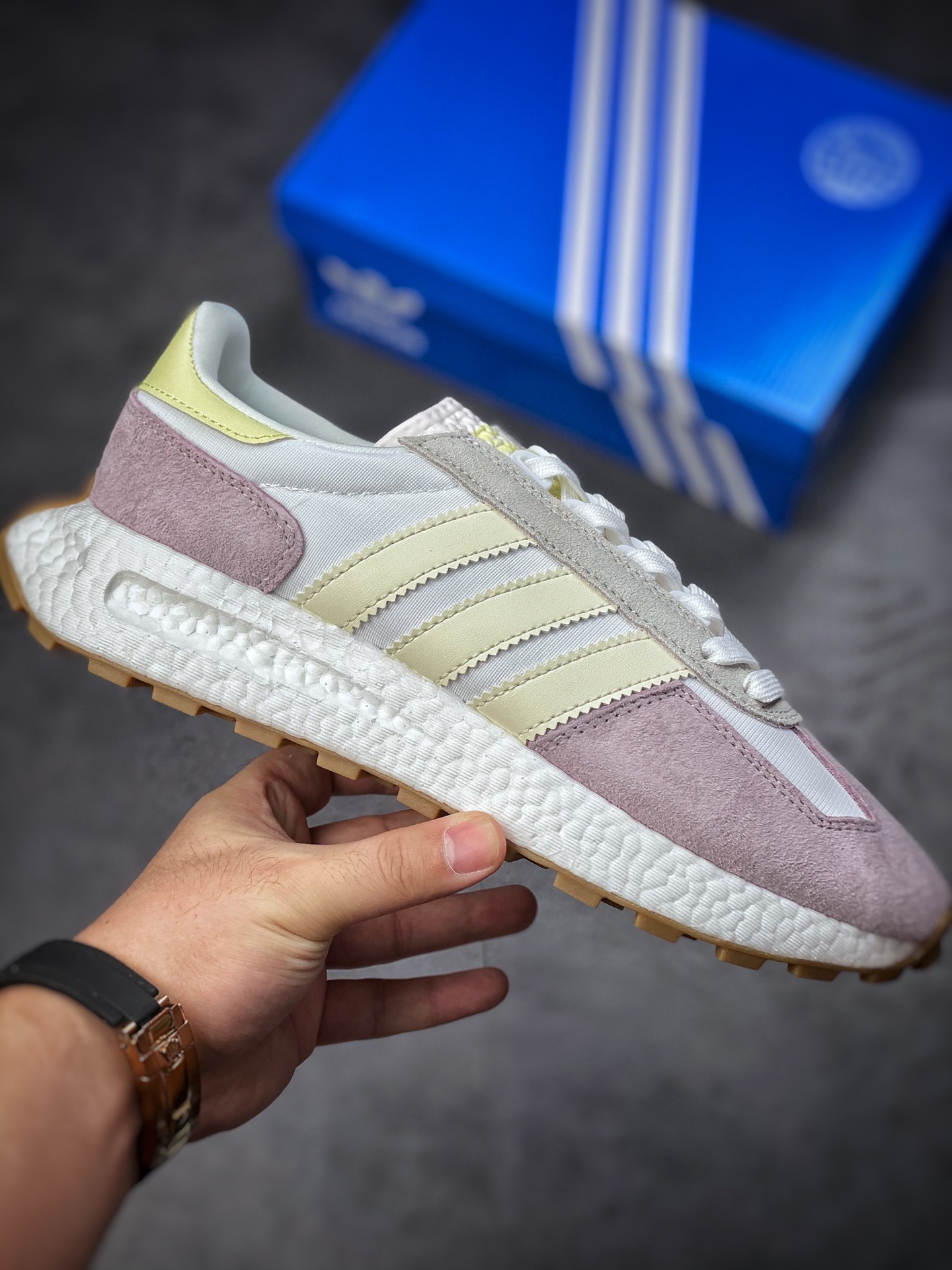 adidas Racing E5 Boost Prototype Speed ??Light Retro Collection GW8262