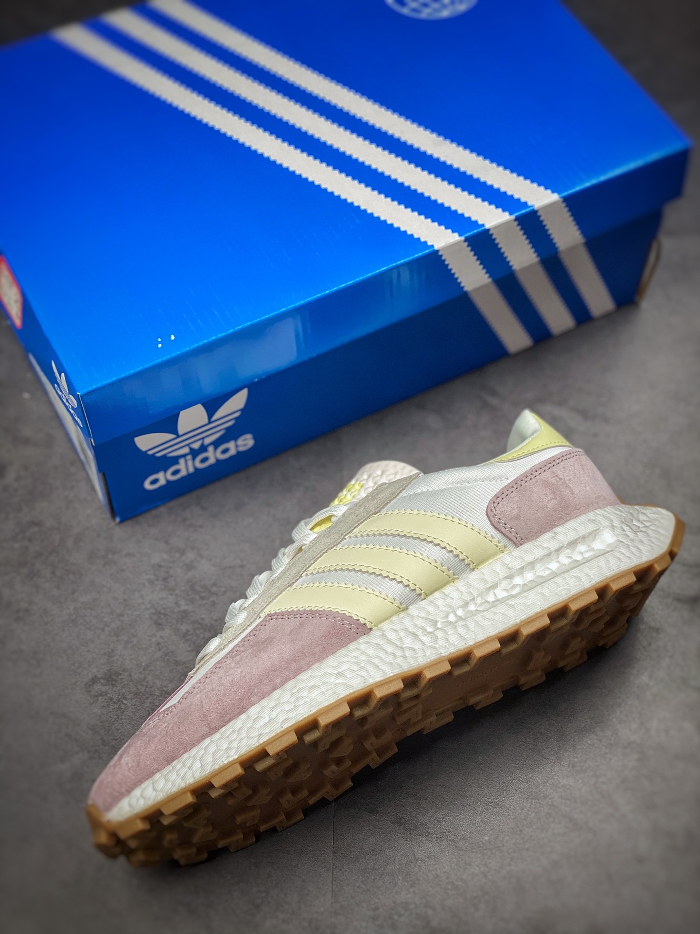 adidas Racing E5 Boost Prototype Speed ??Light Retro Collection GW8262