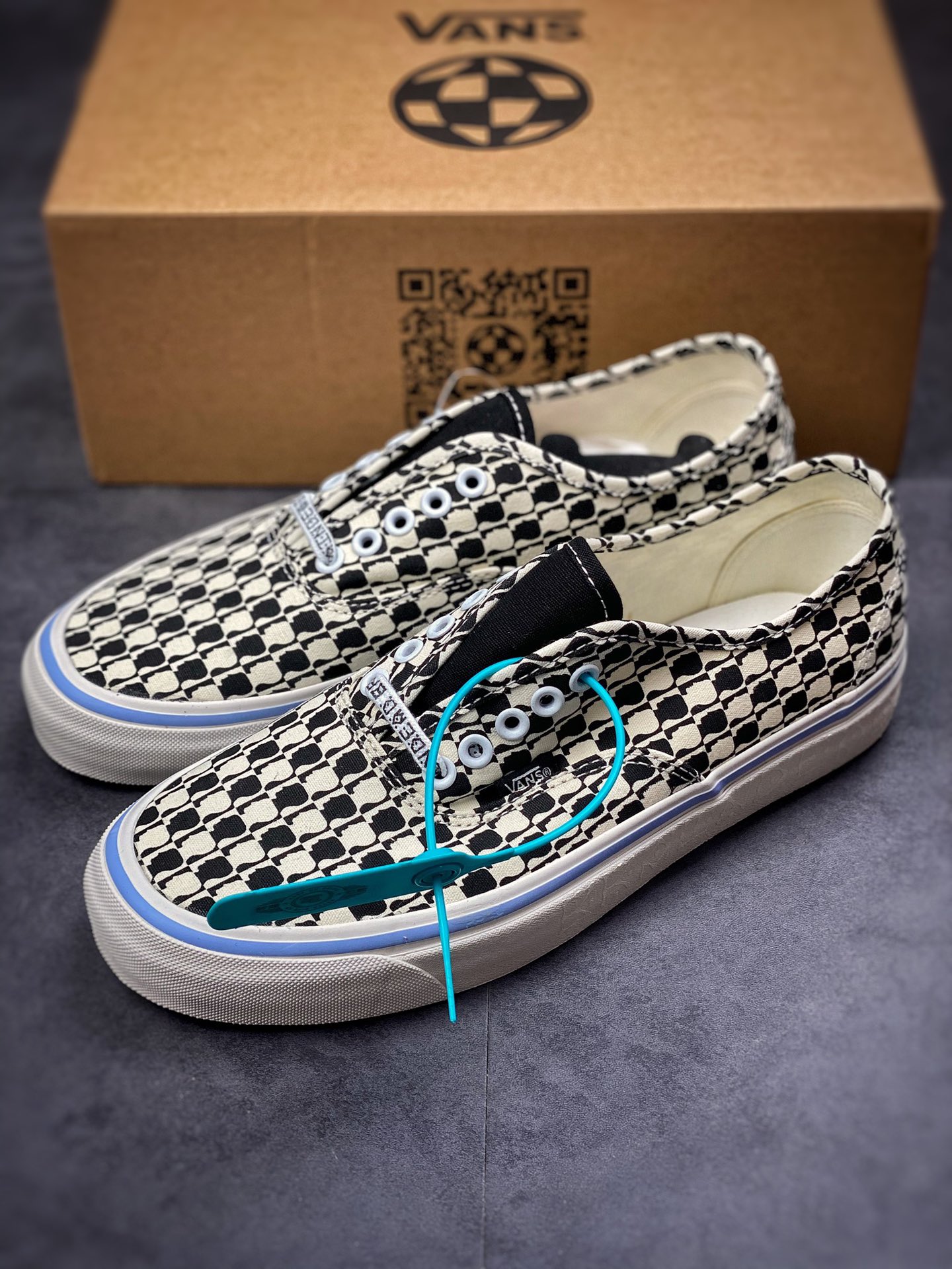 Vans x Brain dead Authentic Black and White Skateboard Shoes