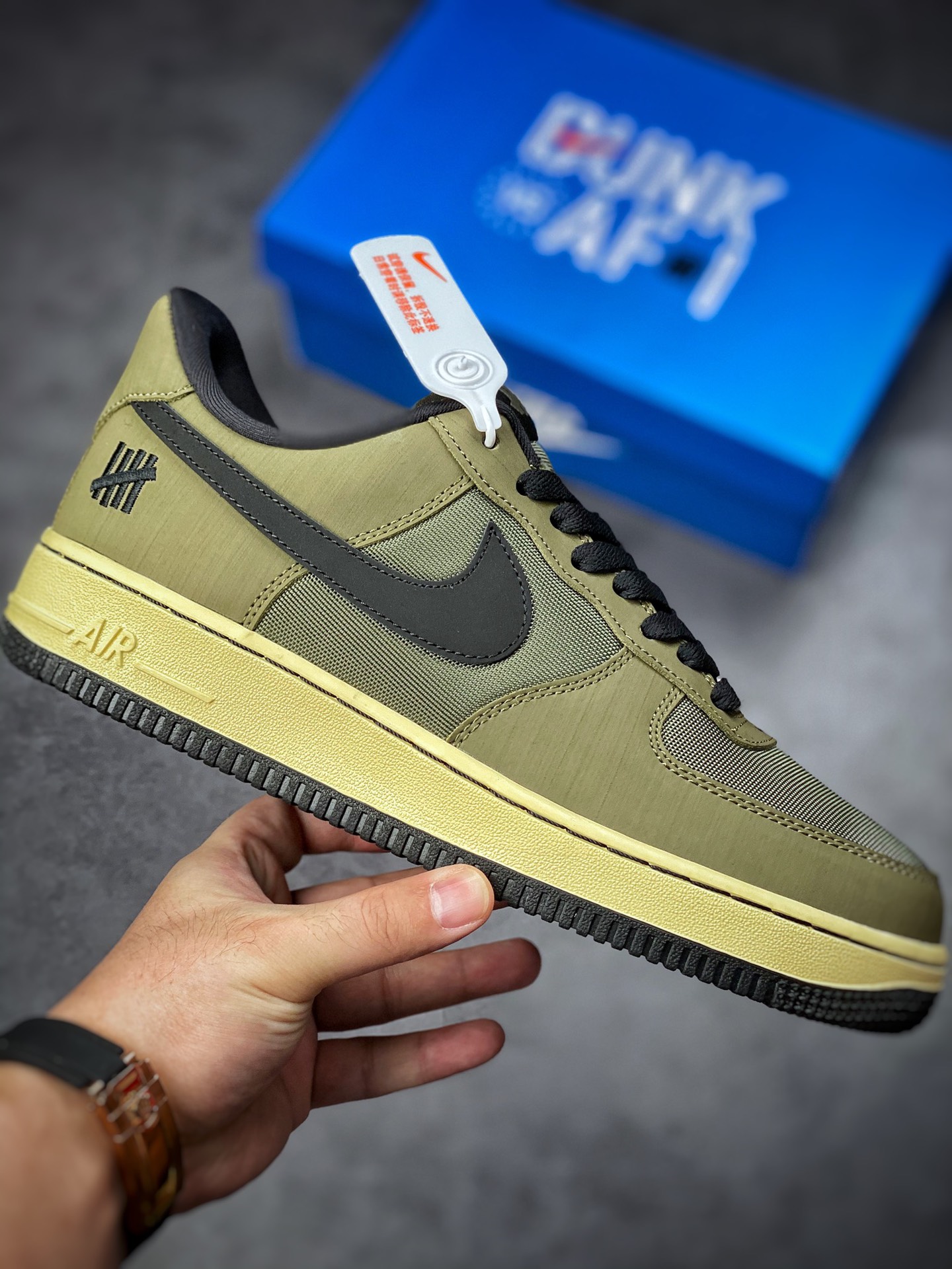 240 Nike Air Force 1 Low 07  ‘’Ballistic‘’ 橄榄绿 DH3064-300