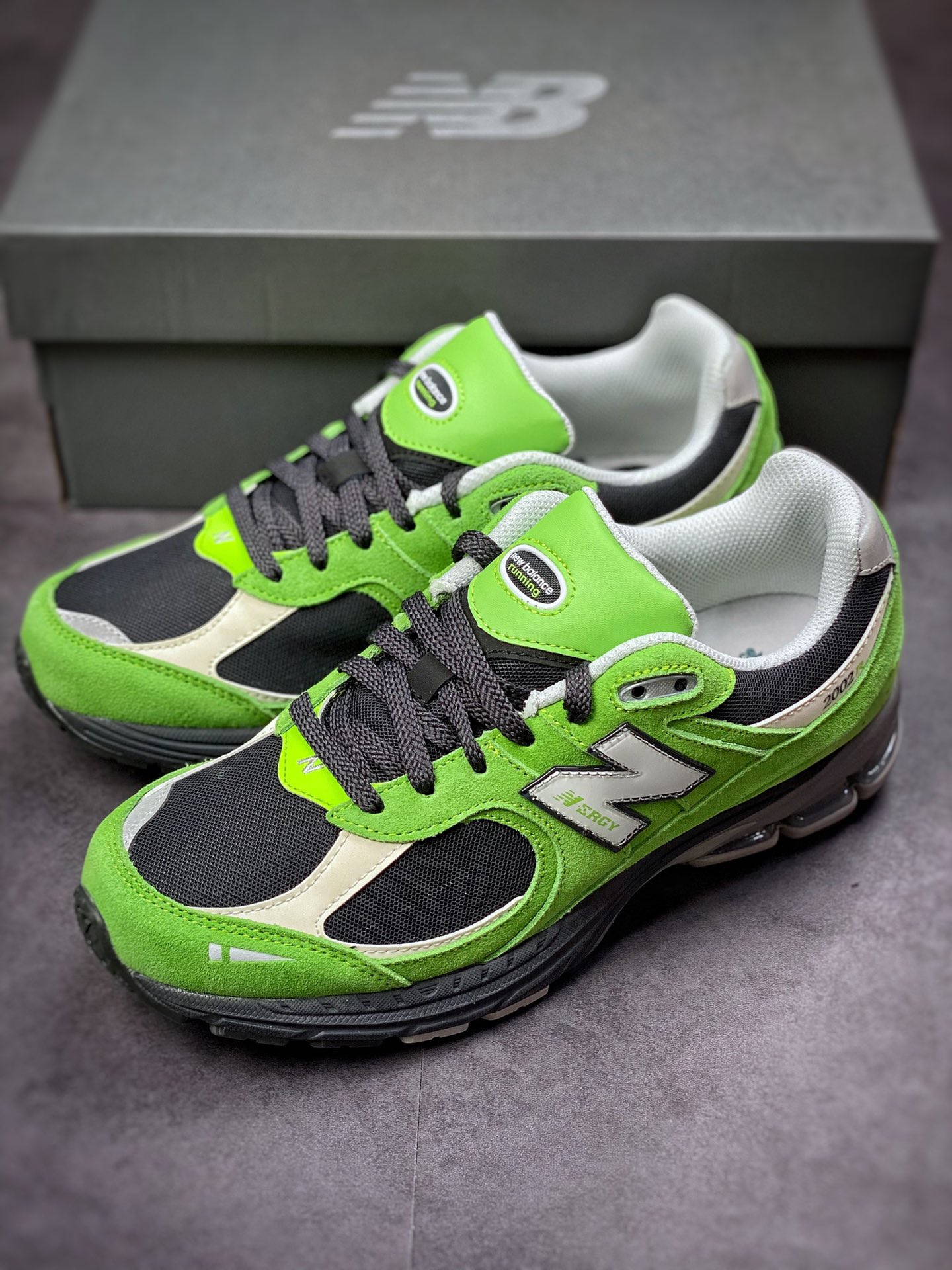 New Balance M2002 Retro Casual Running Shoes Green M2002RGZ