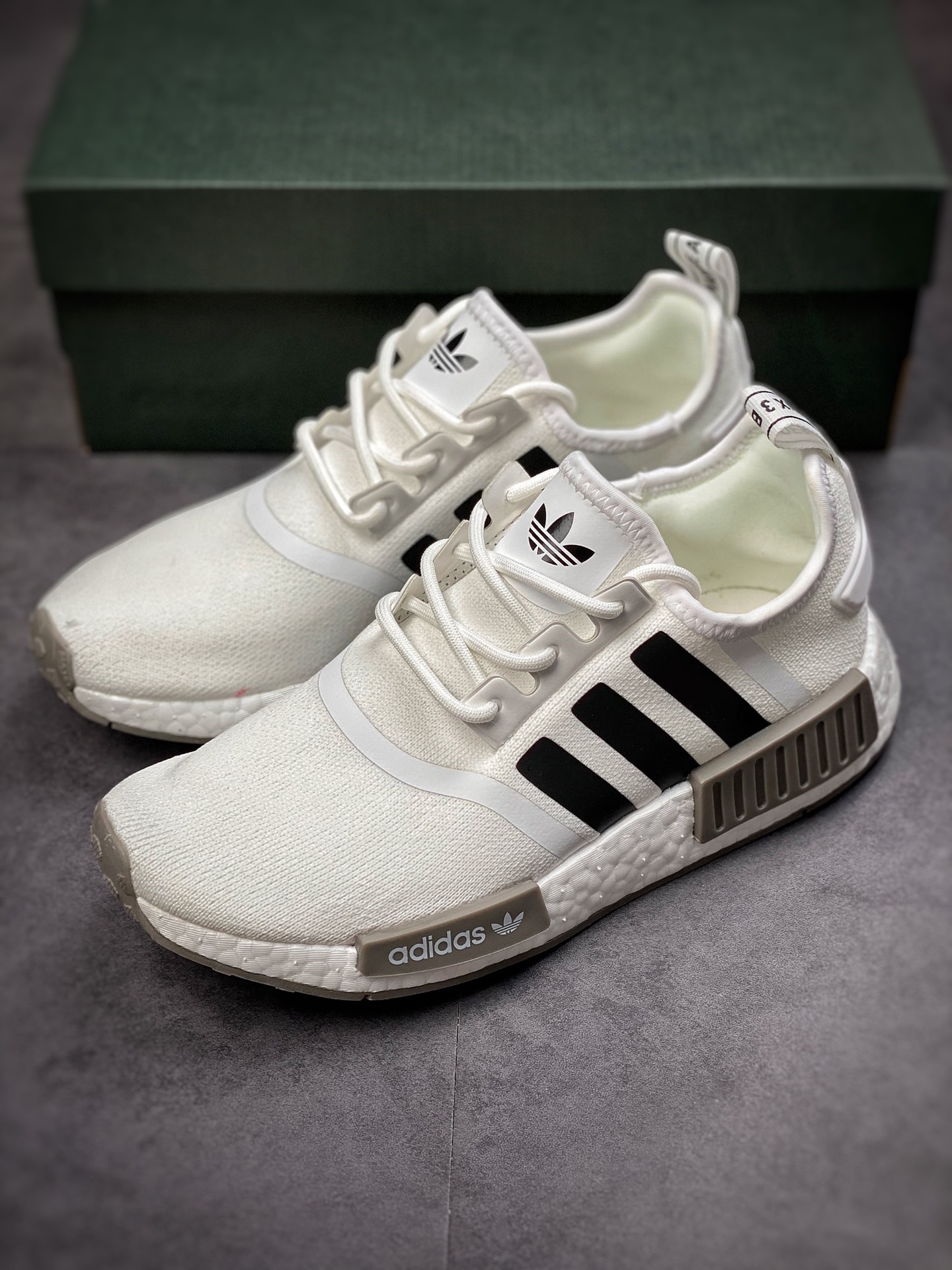 Adidas NMD _R1 breathable mesh GZ9261