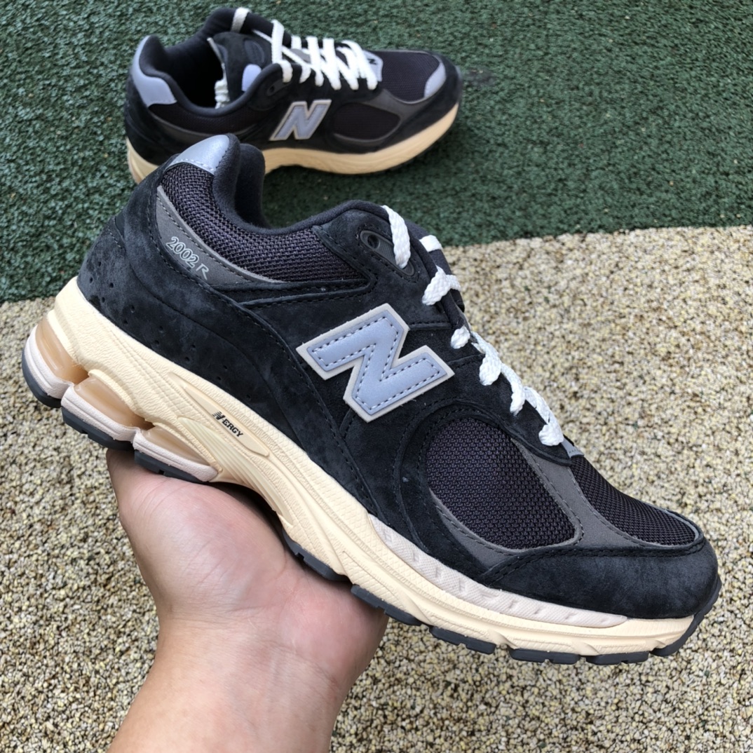 NB2002R Carbon Black Gray New Balance NB Official Genuine Men's and Women's Shoes 2002R Series Dad Shoes M2002RHO