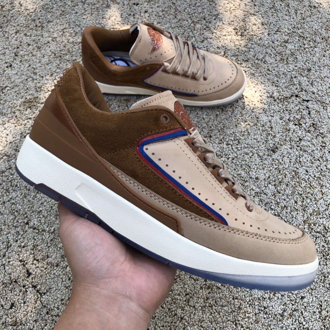 aj2摩卡low  Titan x Air Jordan 2 Low WMNS联名