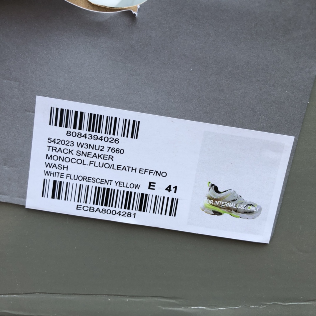 550 Balenciaga Triple S 老爹鞋 巴黎世家