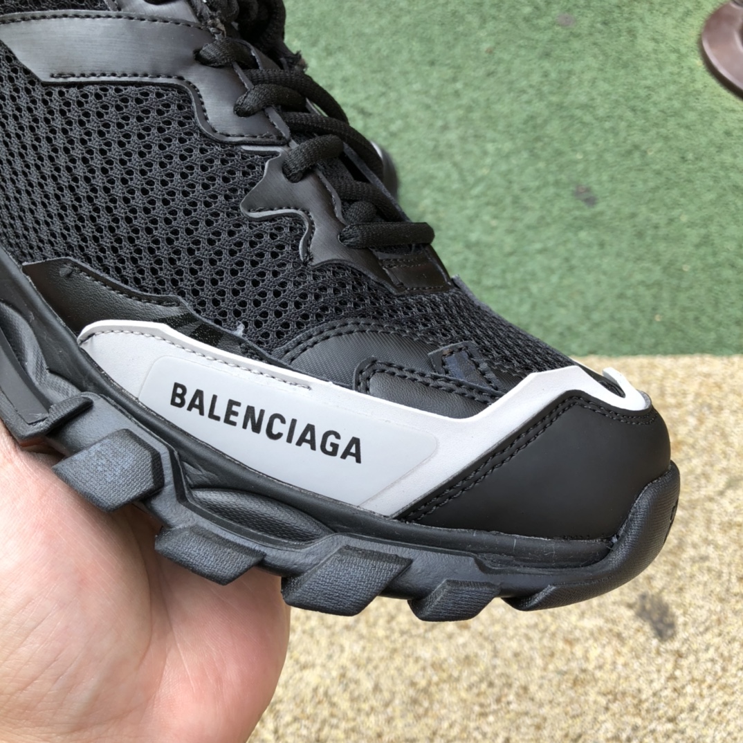 Balenciaga Balenciaga2022 new track3 sneakers old shoes old black khaki