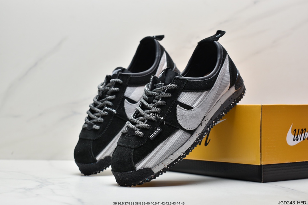 Combined with Union LA x Nike Cortez Low ”Black” Forrest Gump, a well-known store in Los Angeles