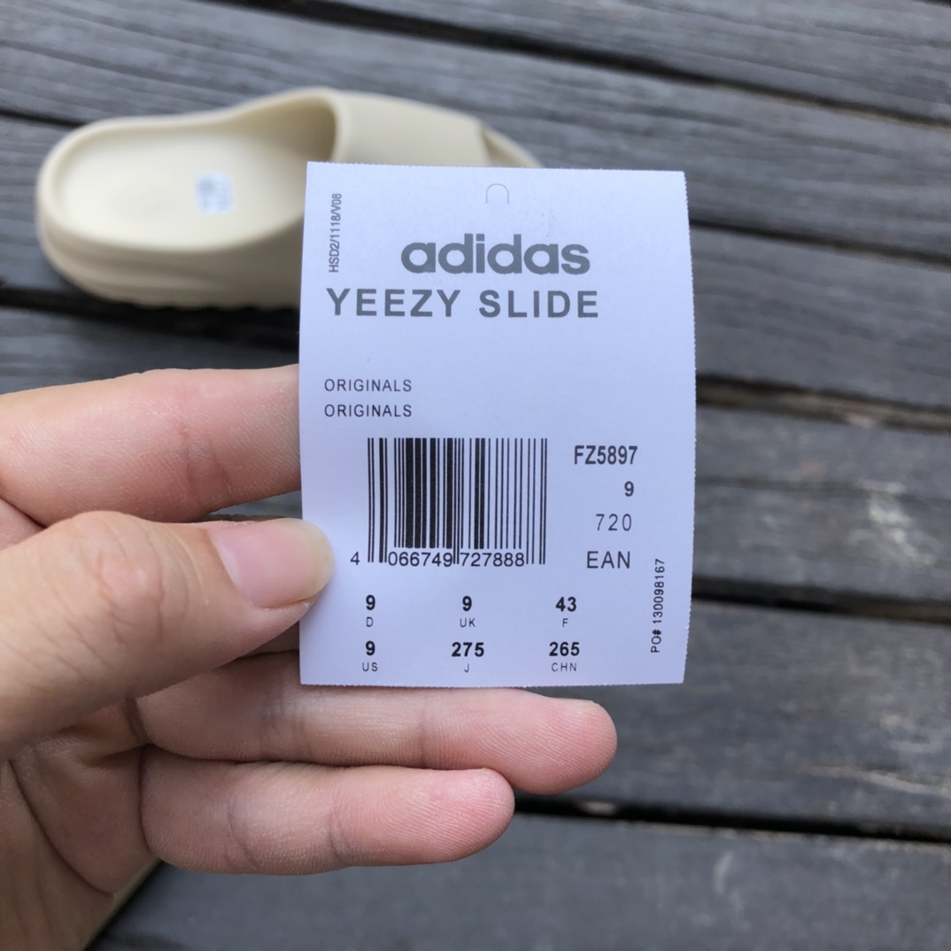 Adidas Yeezy yeezy rice white thick bottom rebound comfortable trend sports slippers FZ5897