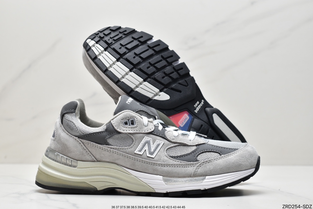 320 JJJJound x New Balance M992GR 联名款新百伦复古休闲跑步鞋