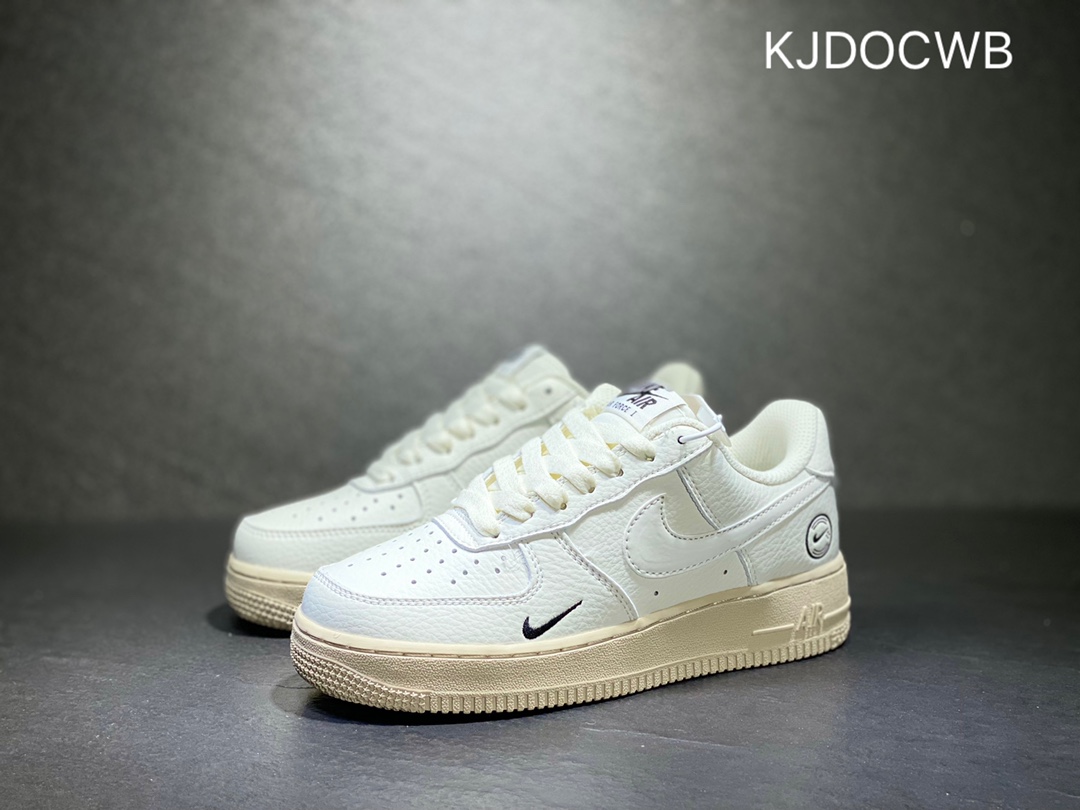 200 Nike Air Force 1 空军一号  DJ9942-805