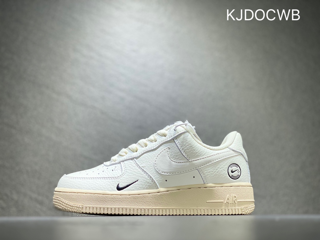 200 Nike Air Force 1 空军一号  DJ9942-805