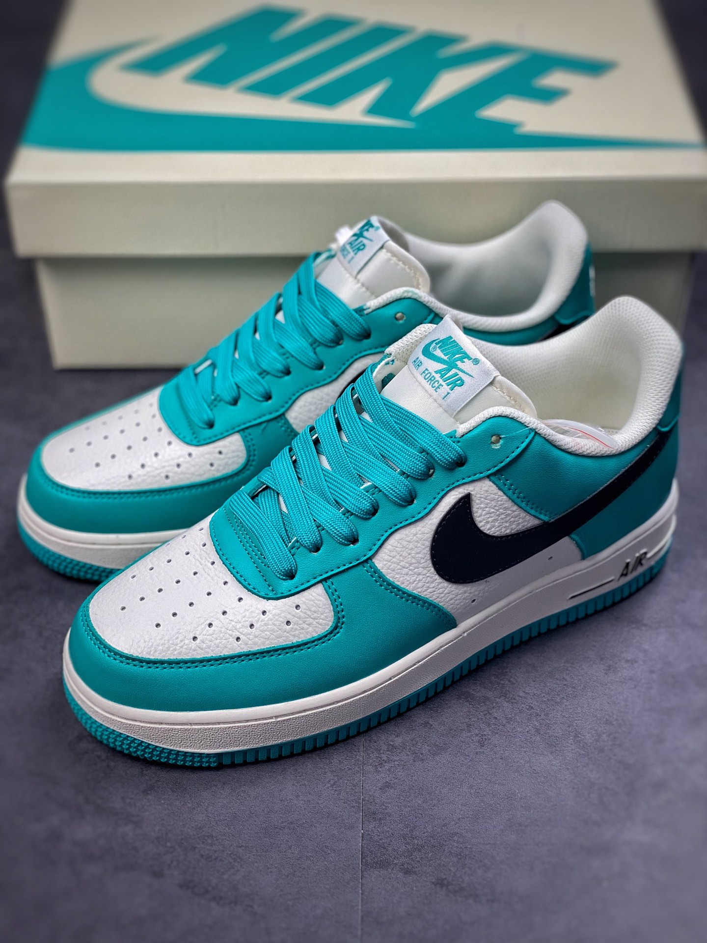 240 Nike Air Force 1 Low 07 黑米绿GH5696-302