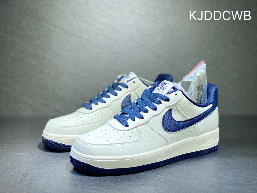 240 Nike Air Force 1 空军一号  PA3035-068