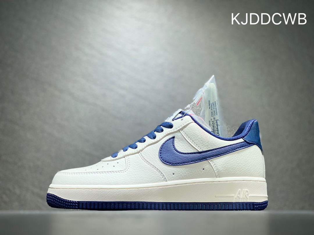 240 Nike Air Force 1 空军一号  PA3035-068