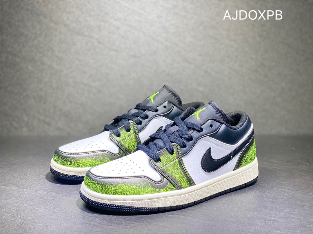 200 Air Jordan 1 Low AJ1 乔1低帮篮球鞋DO8244-103