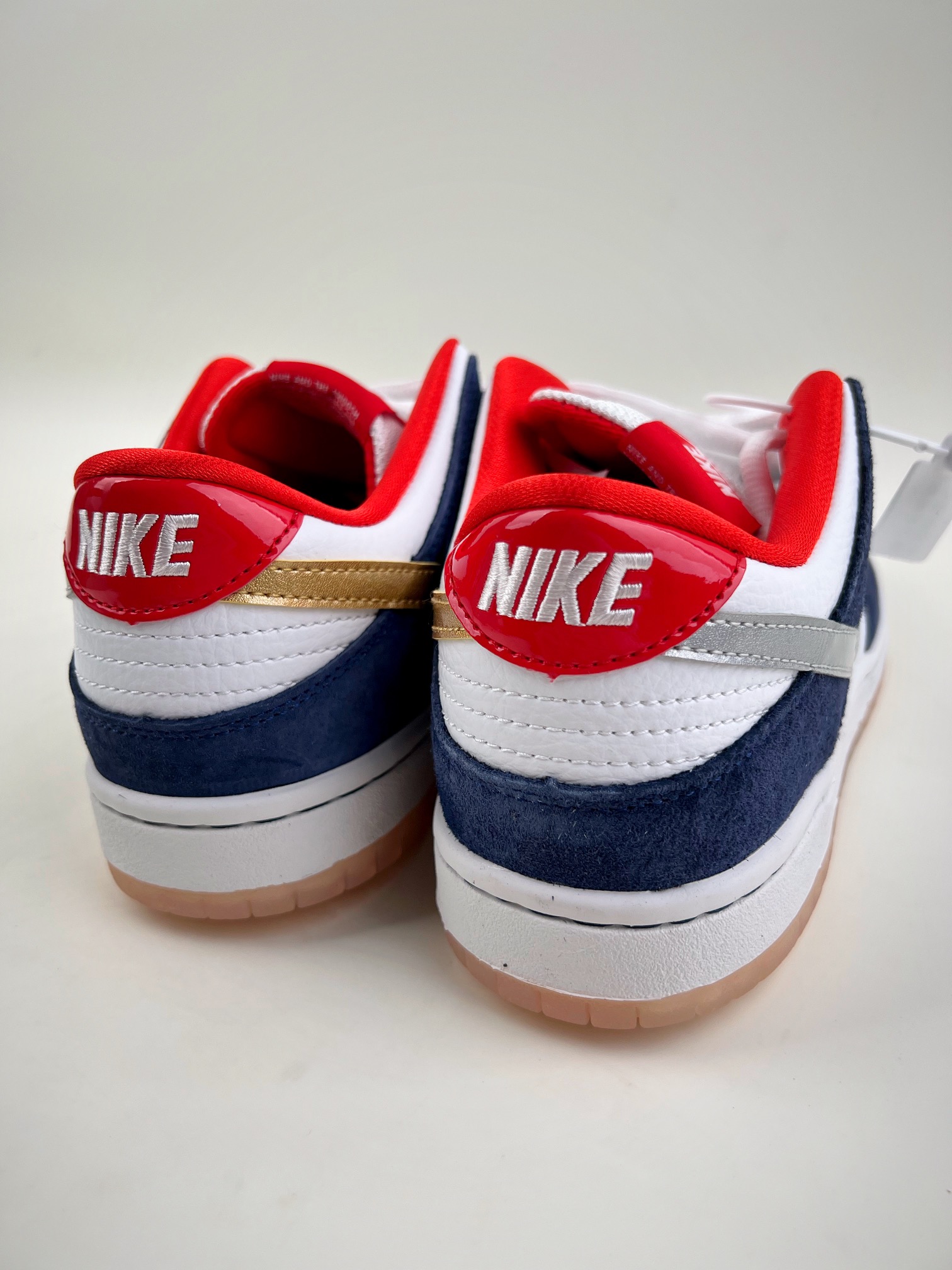 200 NIKE SB Dunk Low BMW 白蓝银839685-416