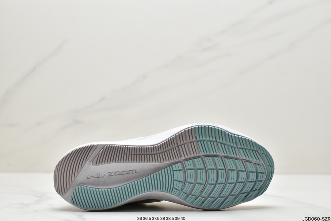 180 Nike Zoom Winflo 8 Prm 登月新款运动休闲缓震跑步鞋 DA3056-002