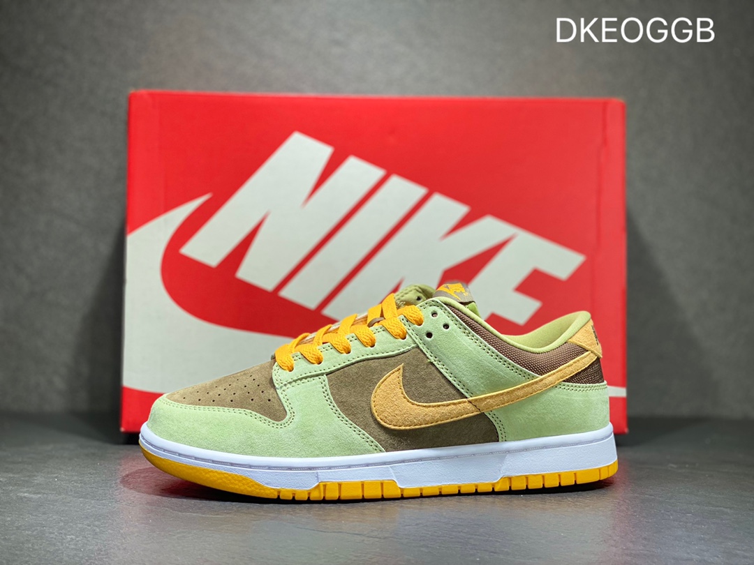 300 NIKE Dunk SB Low 低帮休闲板鞋  DH5360-300