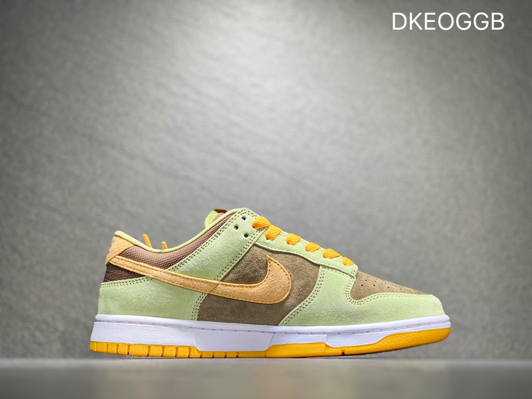 300 NIKE Dunk SB Low 低帮休闲板鞋  DH5360-300